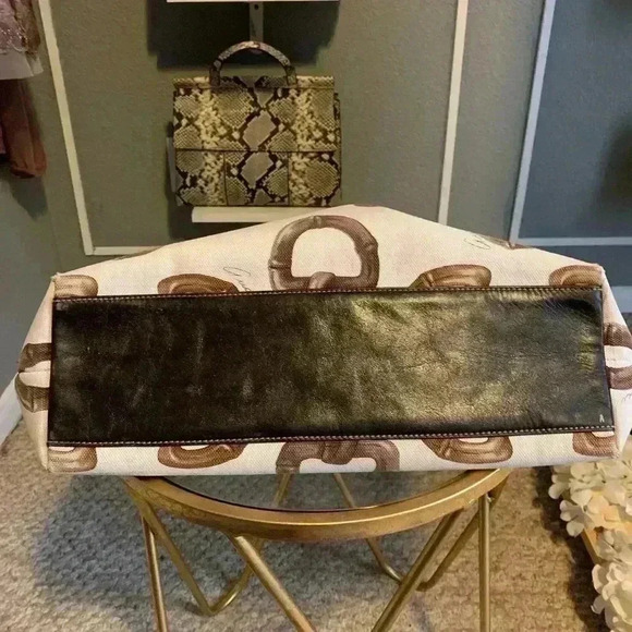 Gucci Vintage Tote Bag Canvas Leather Horsebit Logo  Pattern Beige and Brown. - Picture 11 of 15